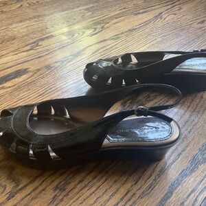 Bandolino brown patent sling back wedge sandals, size 9